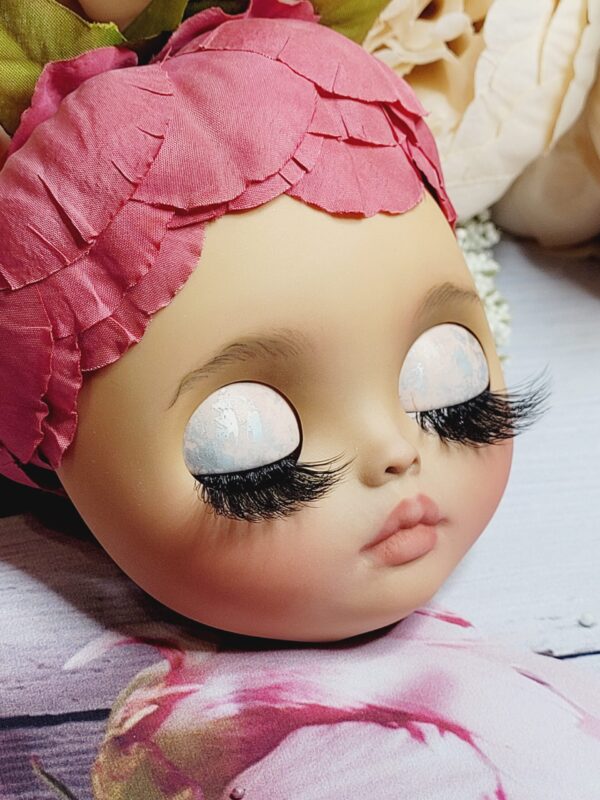 Blythe doll faceplate for custom blythe doll