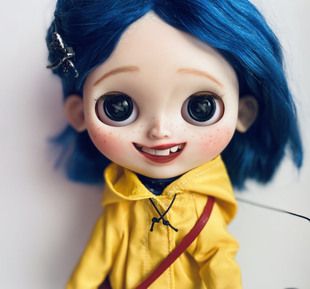 Coraline Custom blythe doll - DailyDoll Shop.