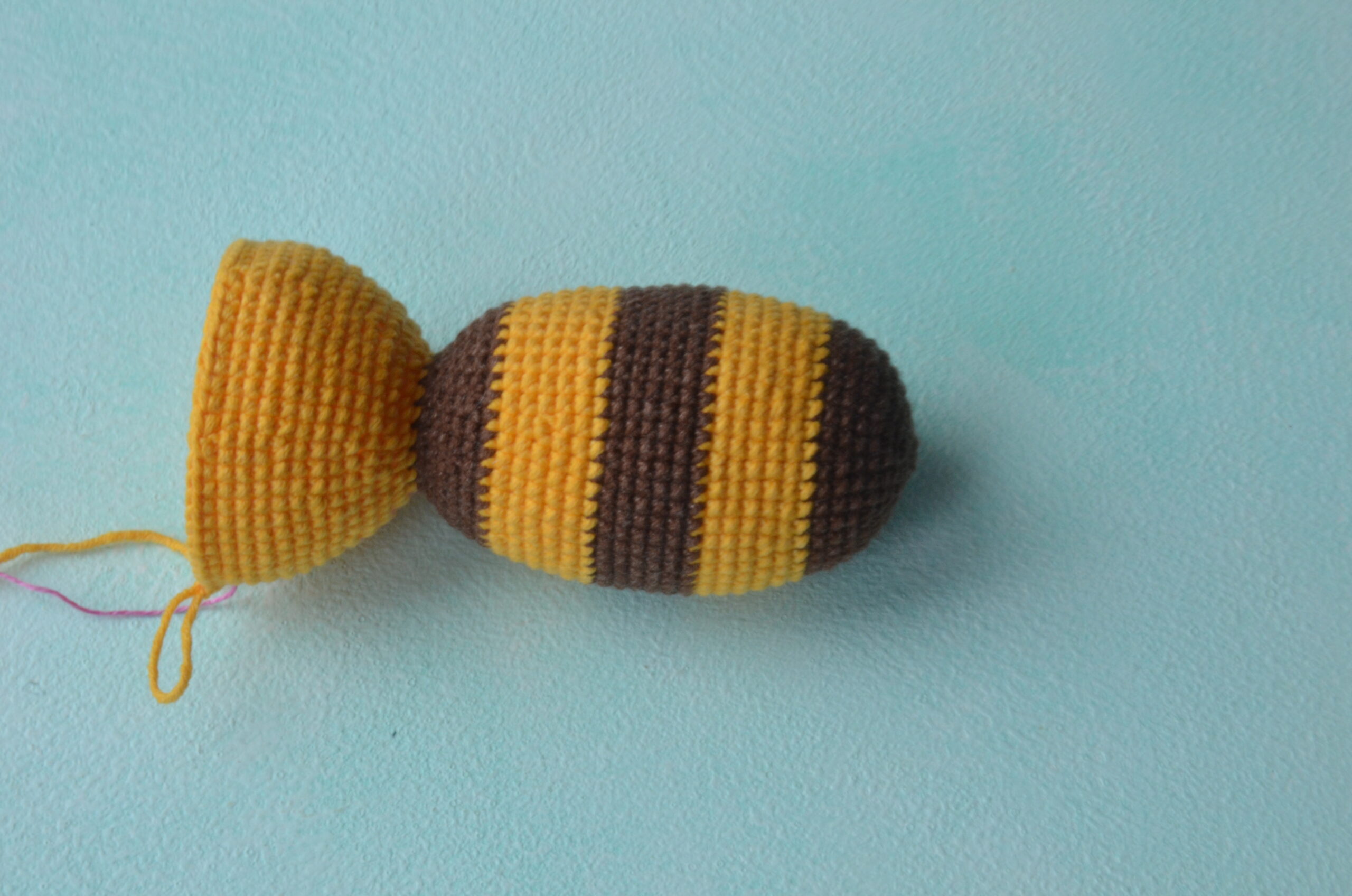 Bee in a hat with ears, Easter, PDF English crochet pattern 5 Crochet Pattern a BEE