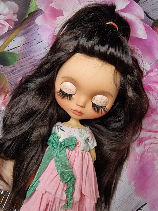 Blythe doll custom oak