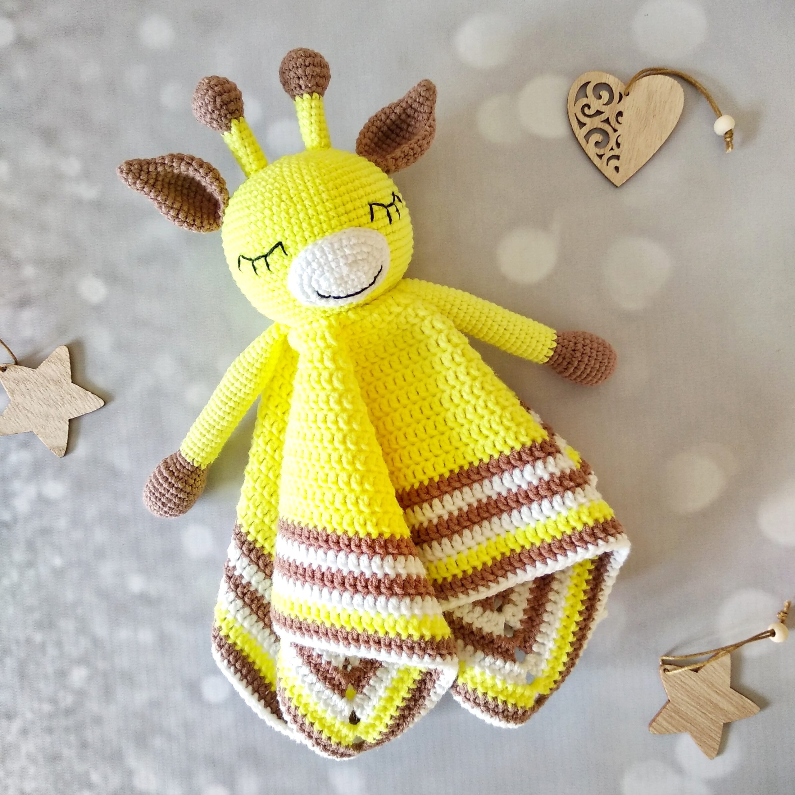 Giraffe lovey best sale crochet pattern free