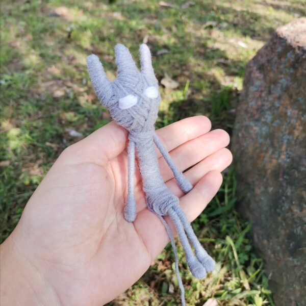 Gray Yarny Doll Hero Unravel Two