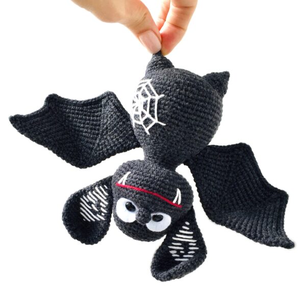 halloween-bat-pattern