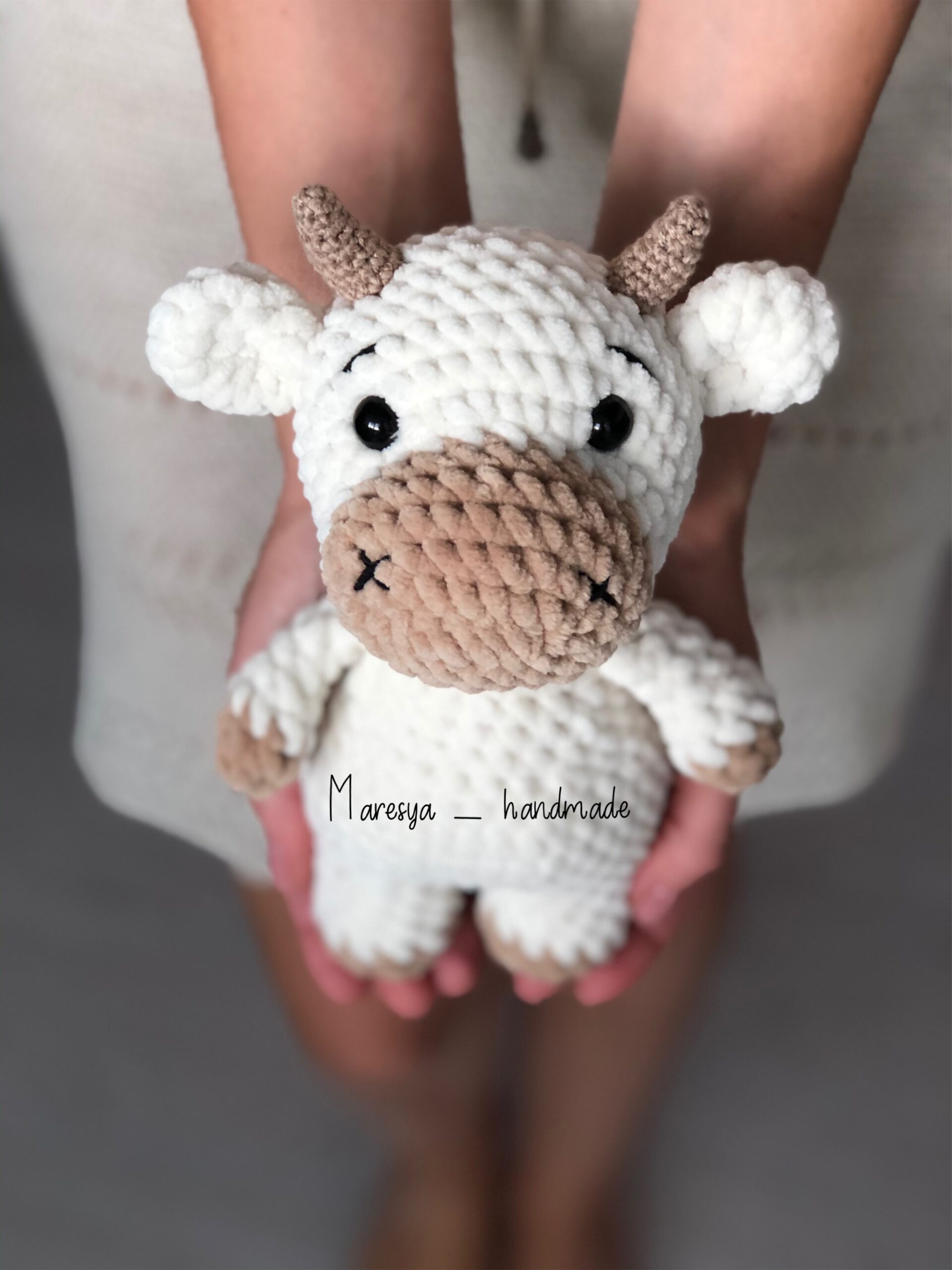 Funny Bull Keychain Crochet Pattern – KnittingKitty – I Crochet patterns  for amigurumi toys I Knitting Kitty