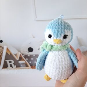 Crochet penguin pattern