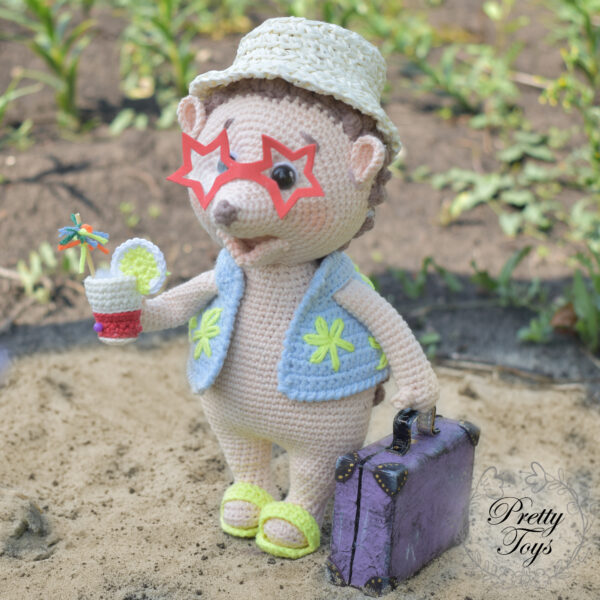 Crochet hedgehog by PrettyToys