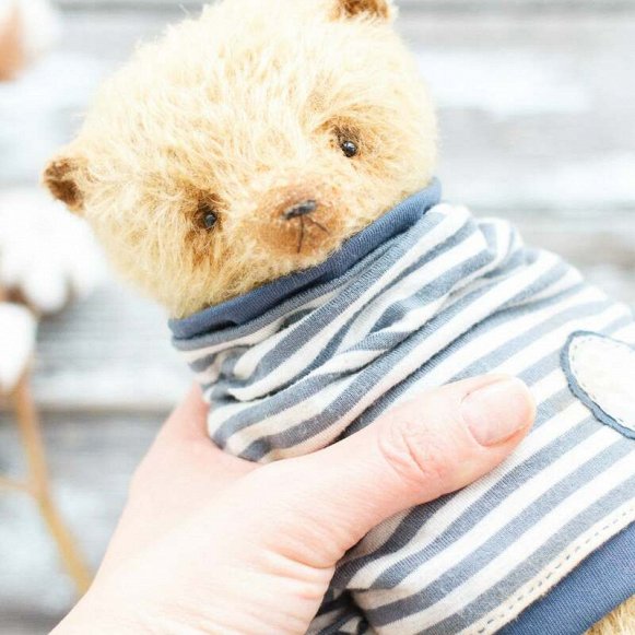 https://dailydoll.shop/wp-content/uploads/2022/03/stuffed-pattern-teddy-bear-with-sweater-cm.jpg