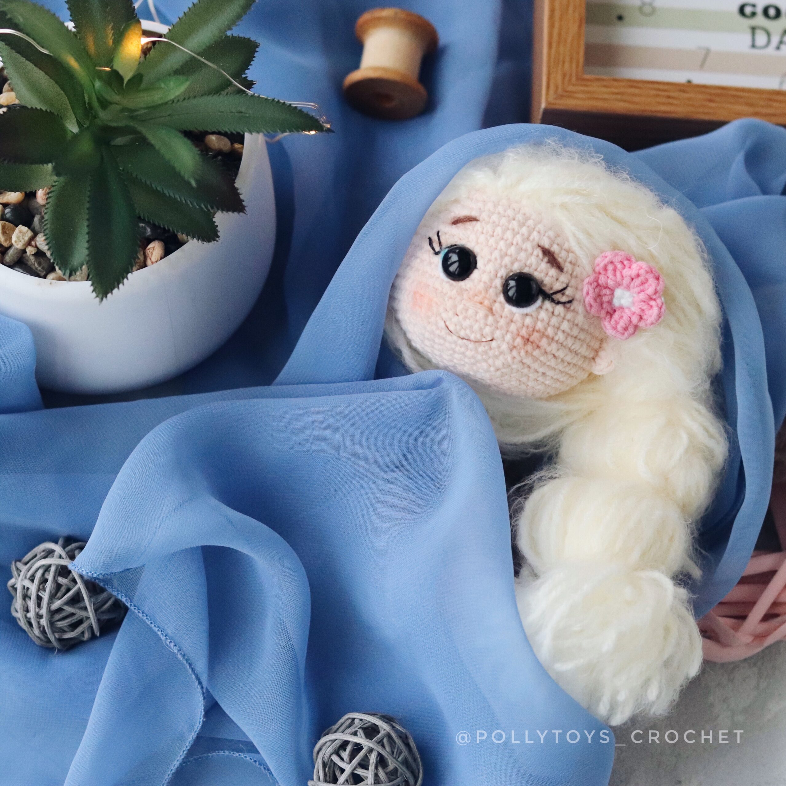 Crochet PATTERN doll Frozen Elsa Spring Amigurumi doll 4 Файл 001 scaled