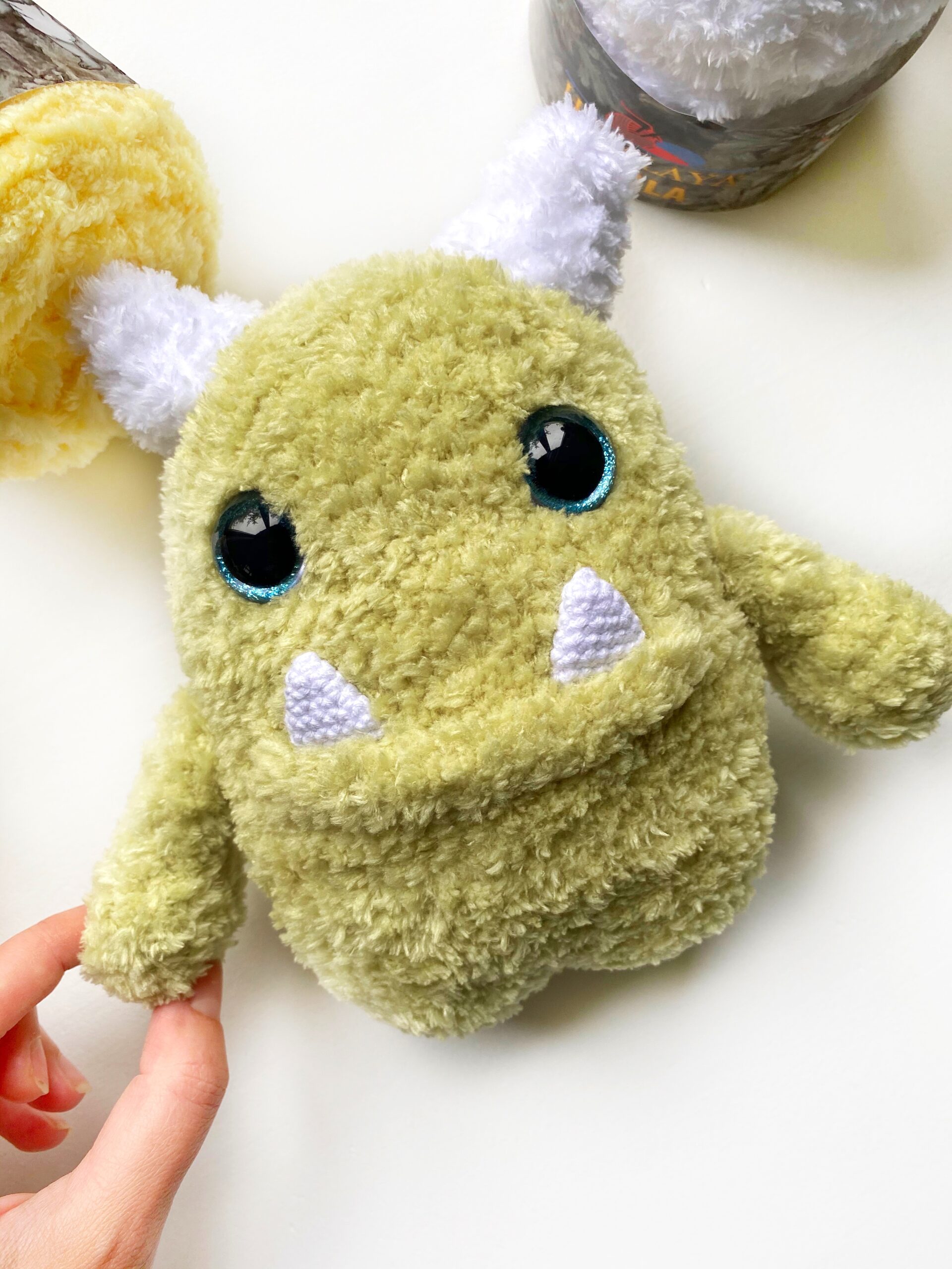 Crochet pattern monster toy. Amigurumi plush stuffeed toy. 3 Crochet pattern monster toy. Amigurumi plush stuffeed toy.