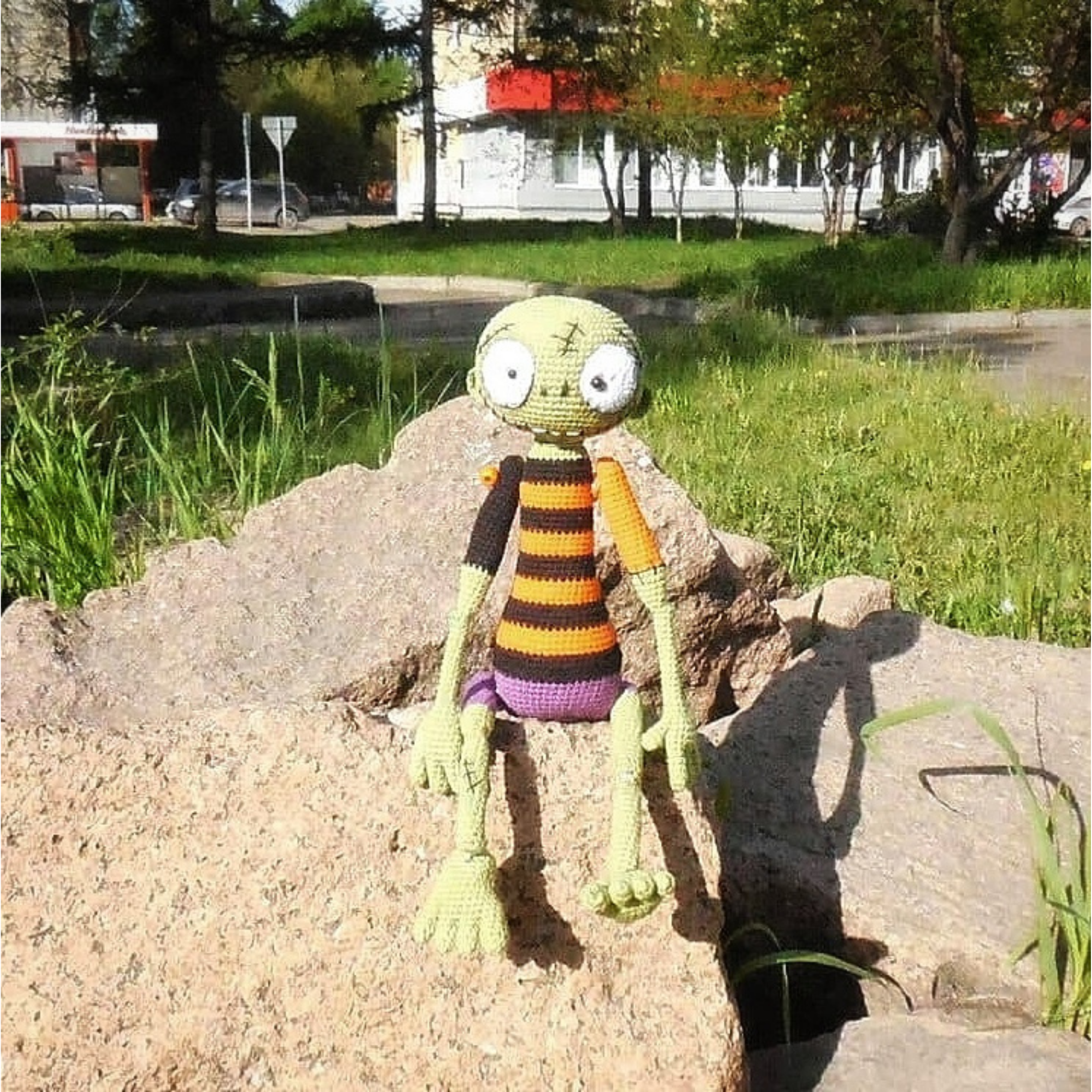 Zombie MITROFAN crochet pattern halloween toy momzombiedoll 5 Zombie MITROFAN