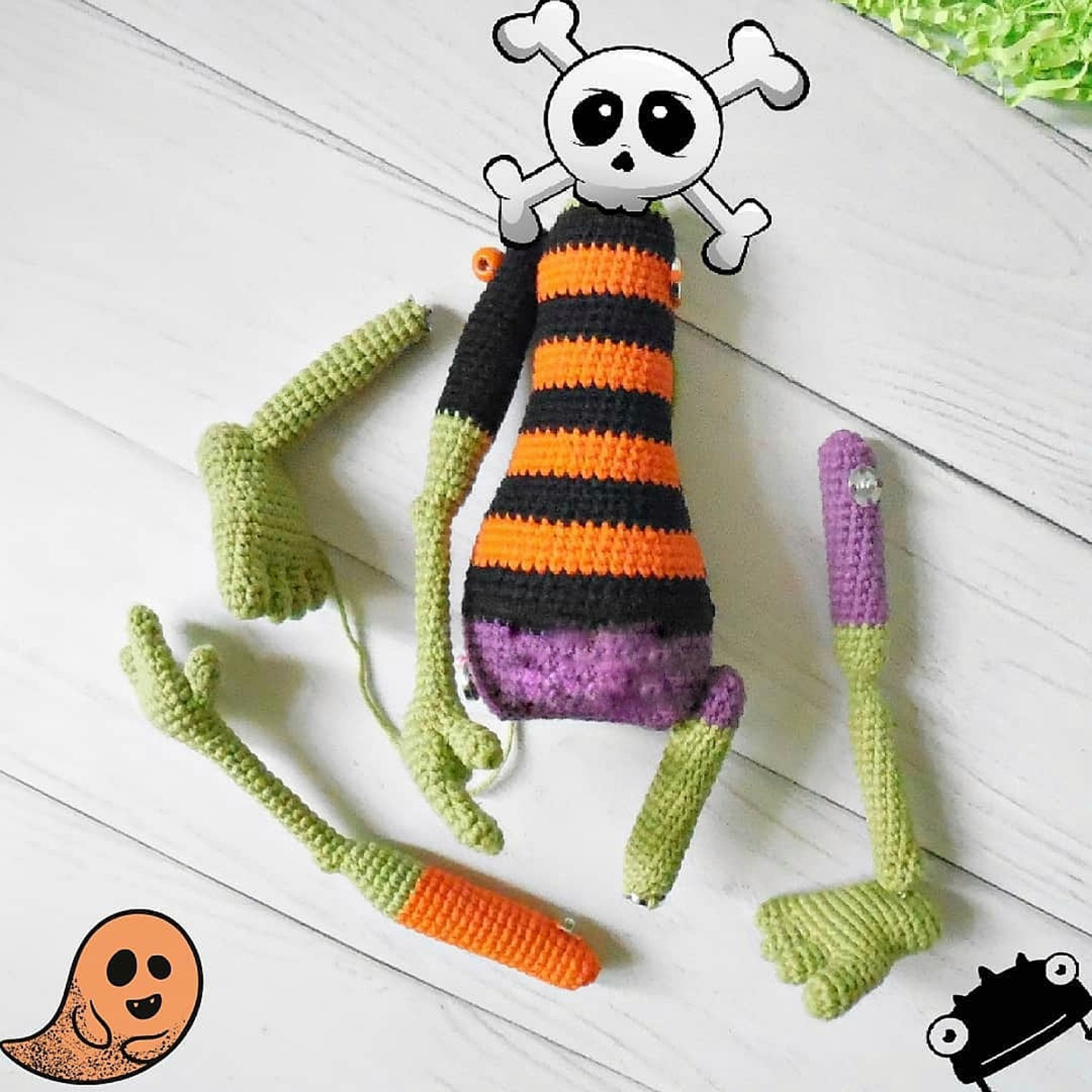 Zombie MITROFAN crochet pattern halloween toy momzombiedoll 2 100е1