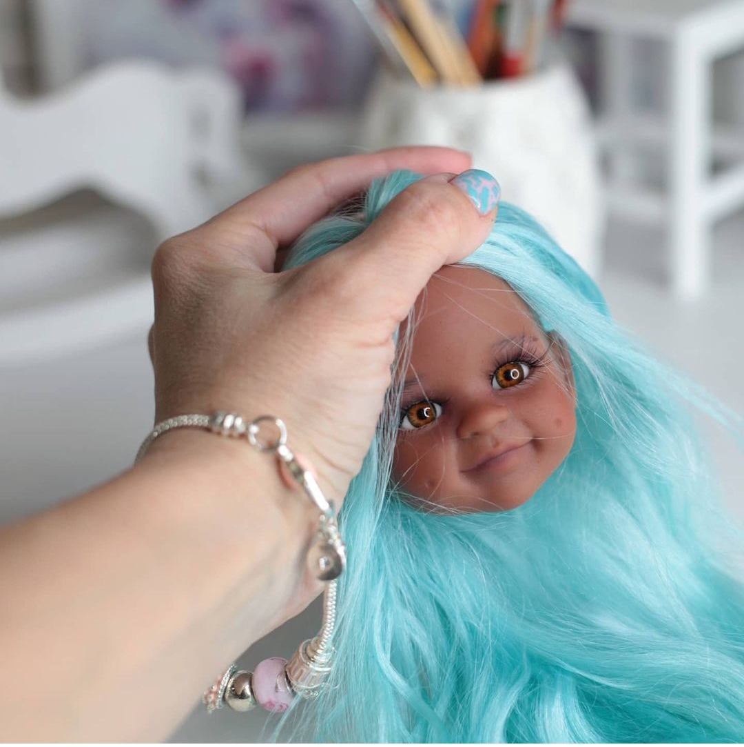 Pattern ooak Paola Reina doll video tutorial on making dimples 1 1649477775044