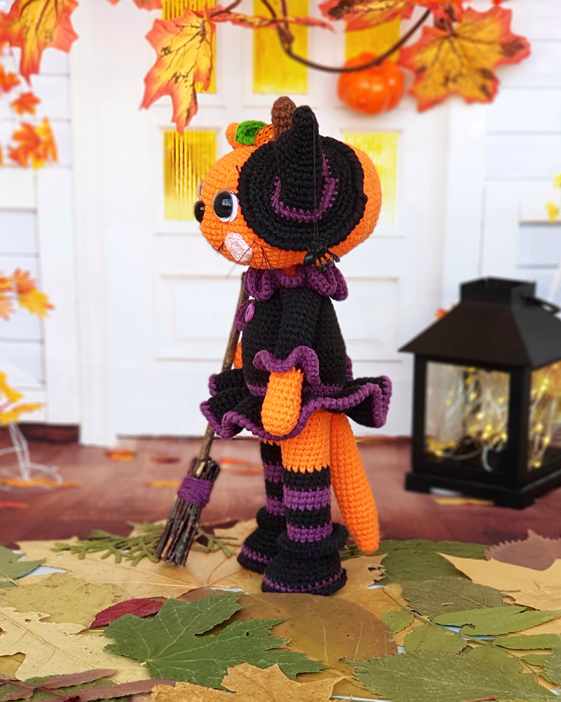 Halloween decor toy 3 in 1, pumpkin, witch with broom and a cat 2 20200808 121951 01