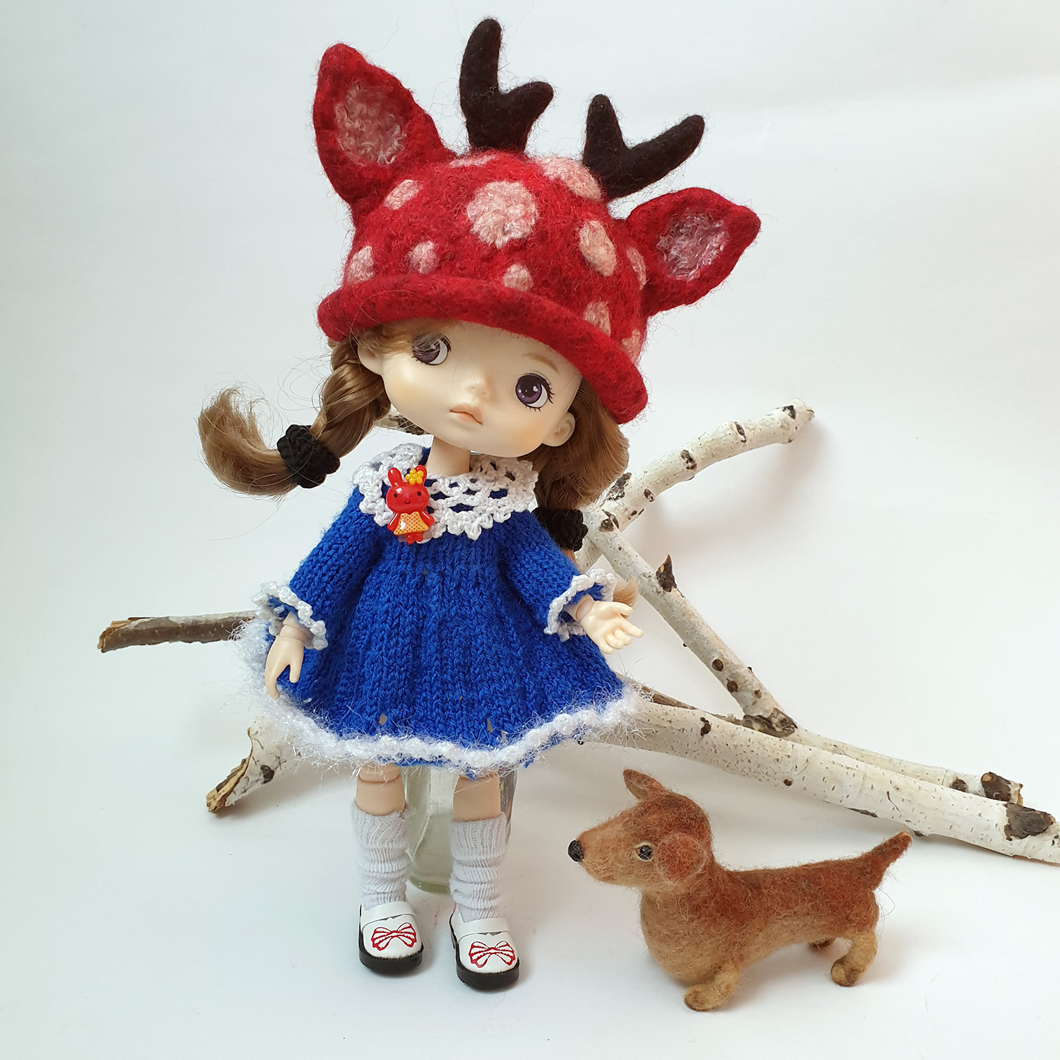 Little girl In Red Dress With Cute Mushroom - Needle Felting