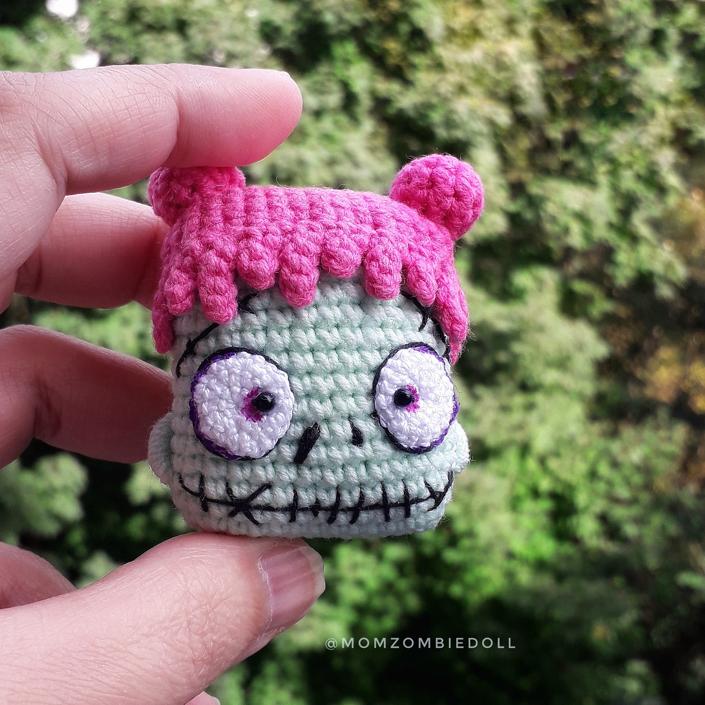 Zombie Face Crochet pattern amigurumi monster toy momzombiedoll 3 20210905 140750 01 011