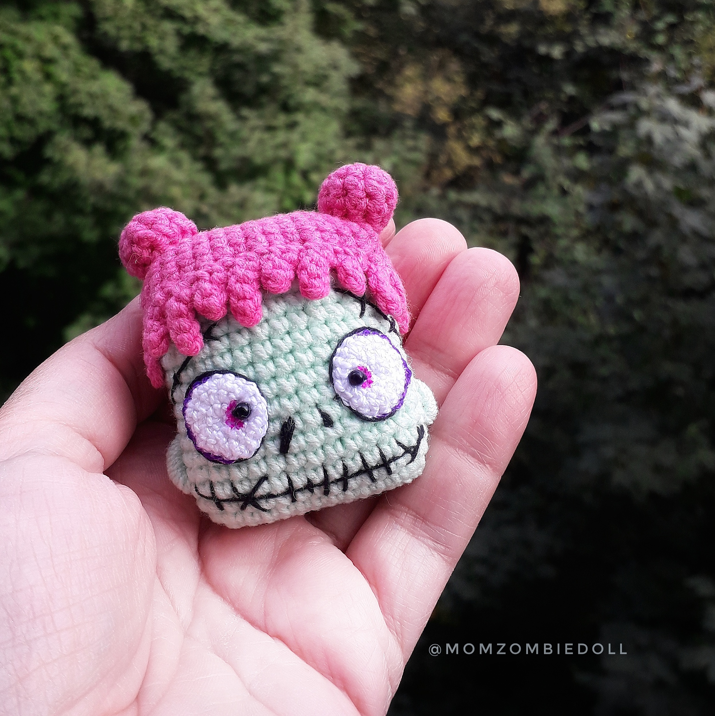 Zombie Face Crochet pattern amigurumi monster toy momzombiedoll 1 20210905 140907 01 011