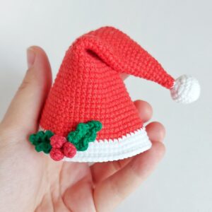 Crochet christmas ornament pattern Santa hat. Santa amigurumi x-mas pattern.