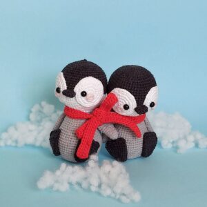 Penguin crochet pattern amigurumi animals.   