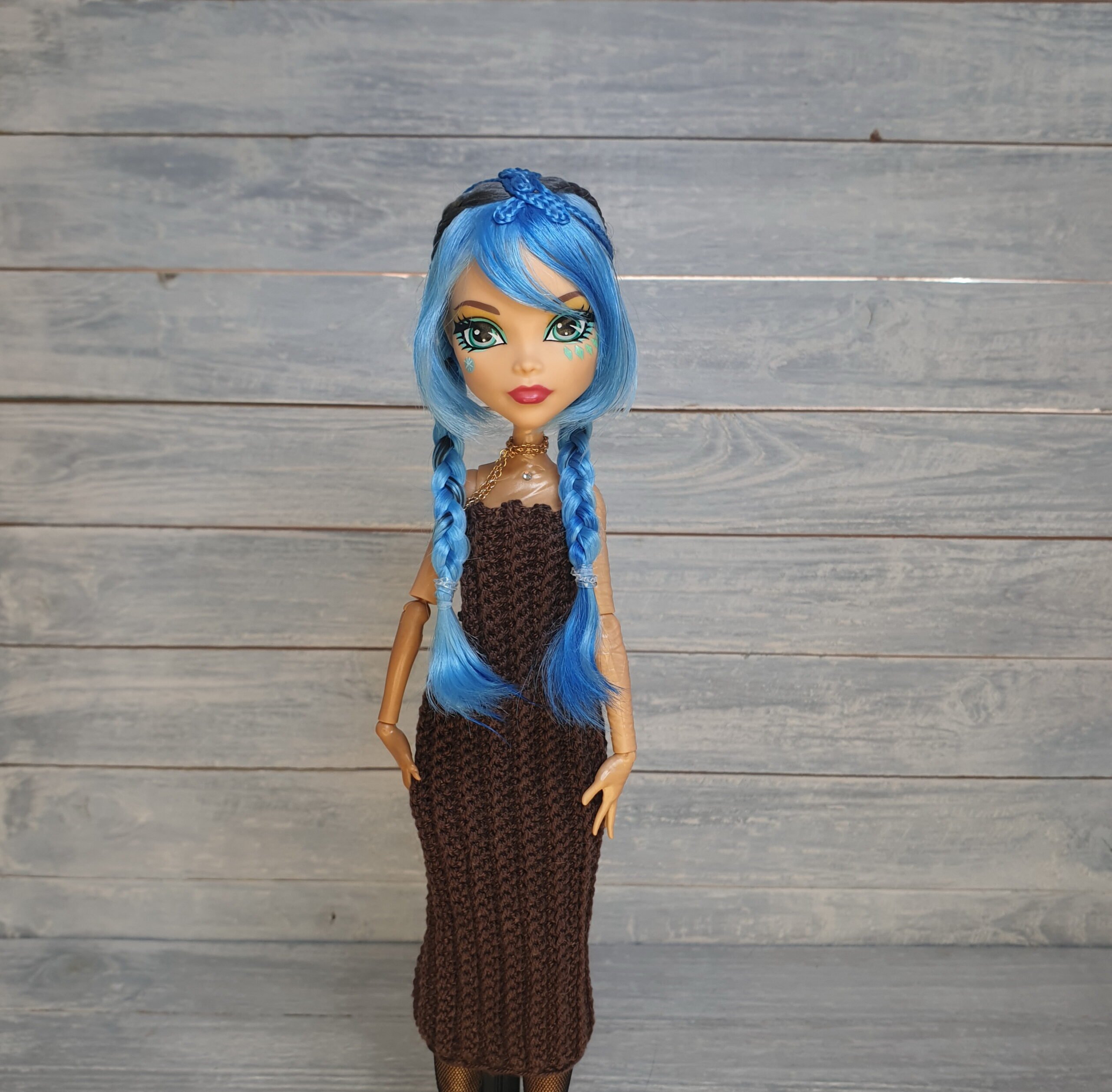 bratz doll blue hair