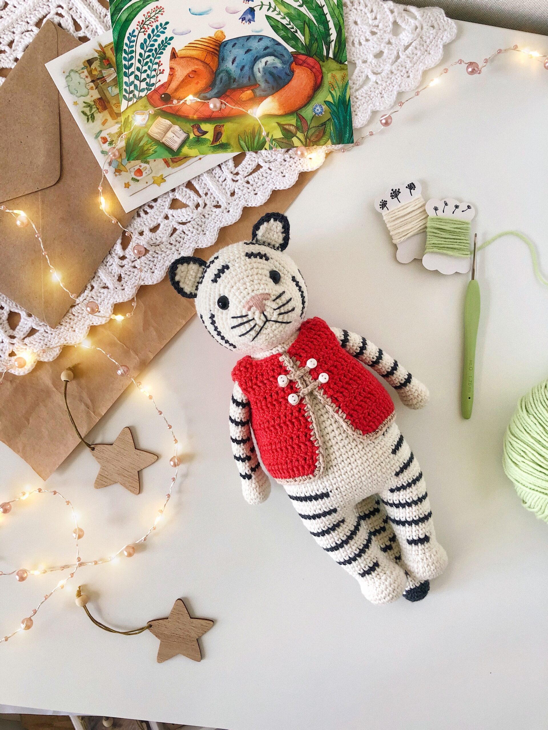 Amigurumi white tiger pattern, crochet cute toy pattern 5 Amigurumi sloth pattern