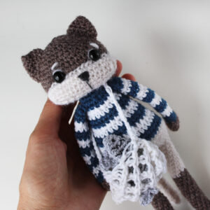 Сute crochet cat