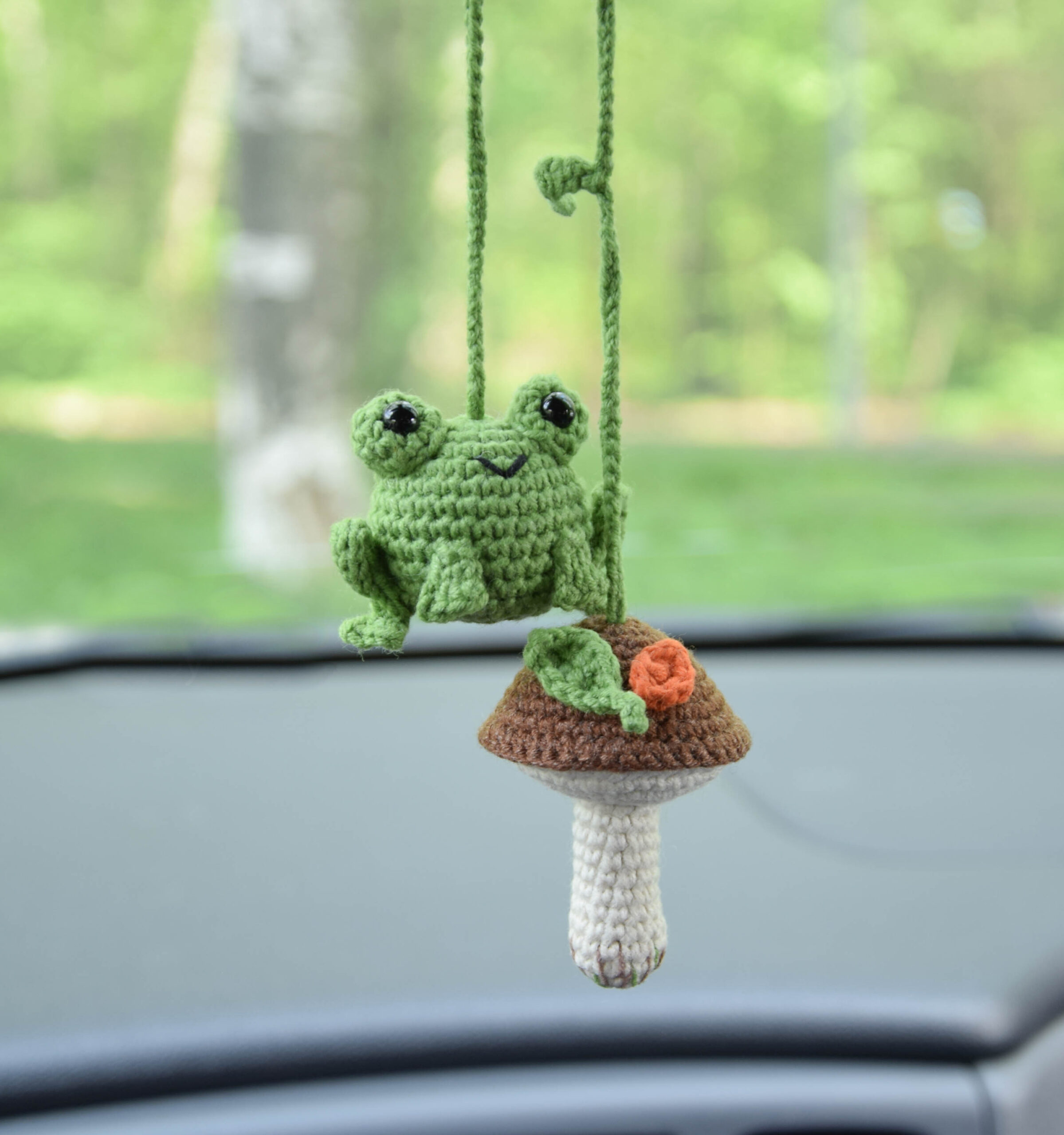 2d Frog Acrylic Pendant, Auto Accessories, Interior Rearview