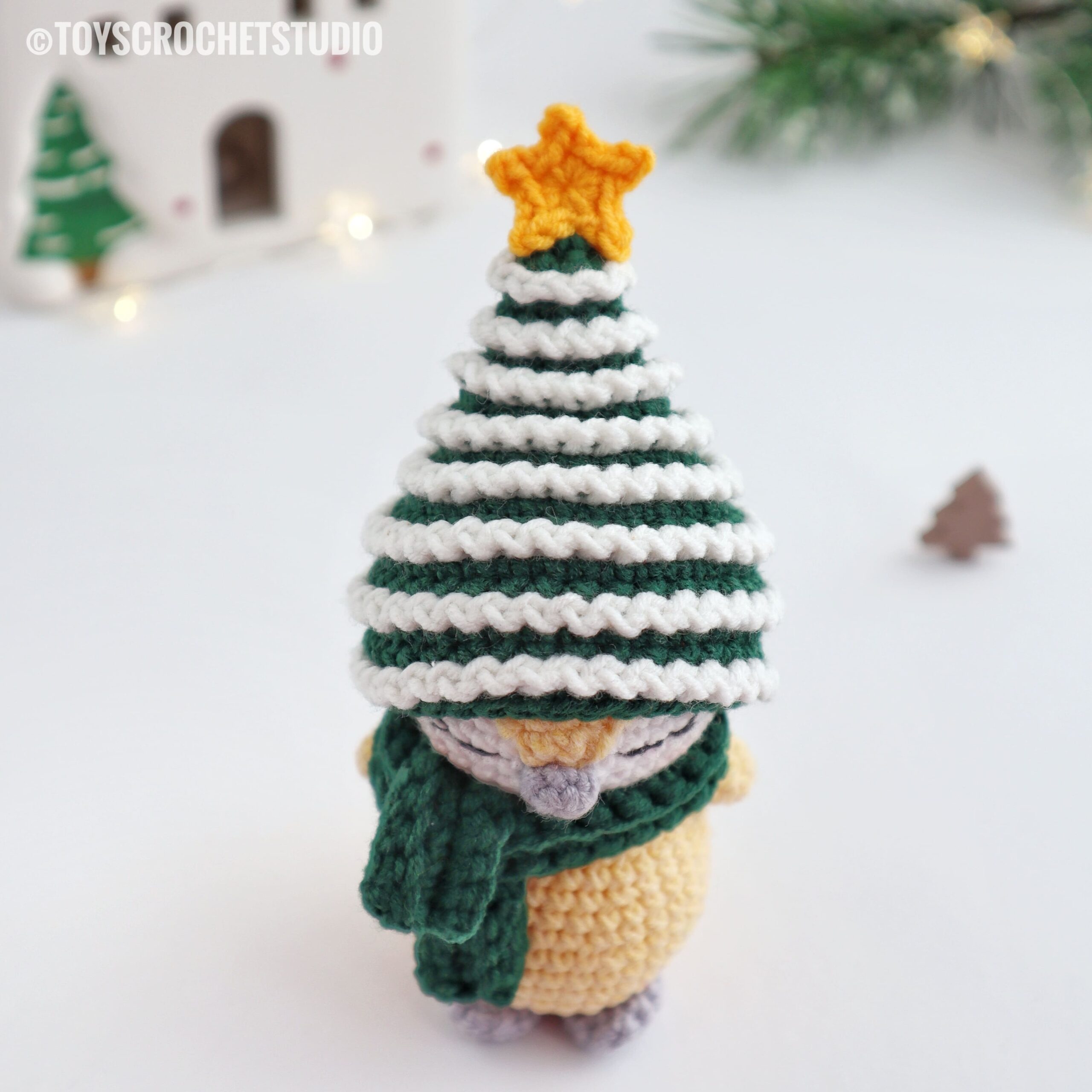 Crochet Penguin for Chirstmas Free PDF Pattern - Amigurumiday