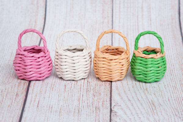 Set of small wicker baskets