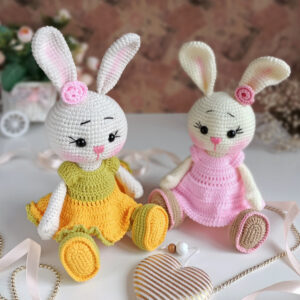 crochet pattern Bunny in dress