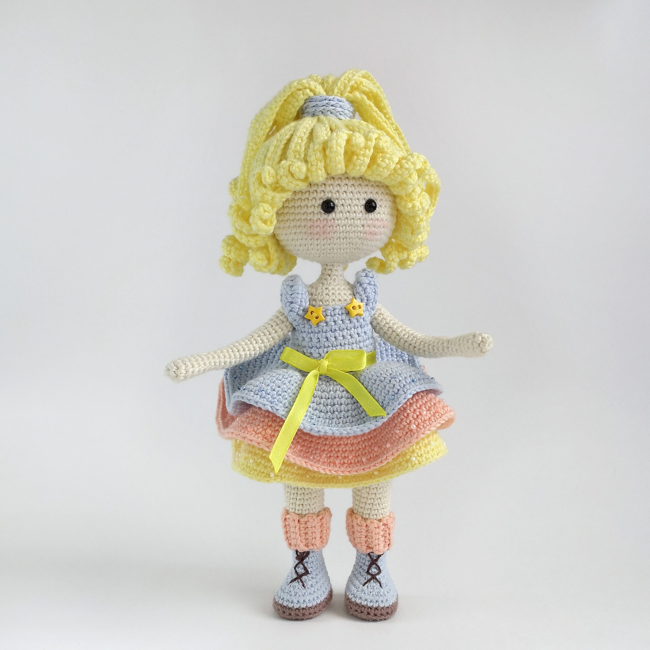 Doll clothes crochet pattern,Princess outfit in English, Deutsch, Français,  Spanish /Español - DailyDoll Shop