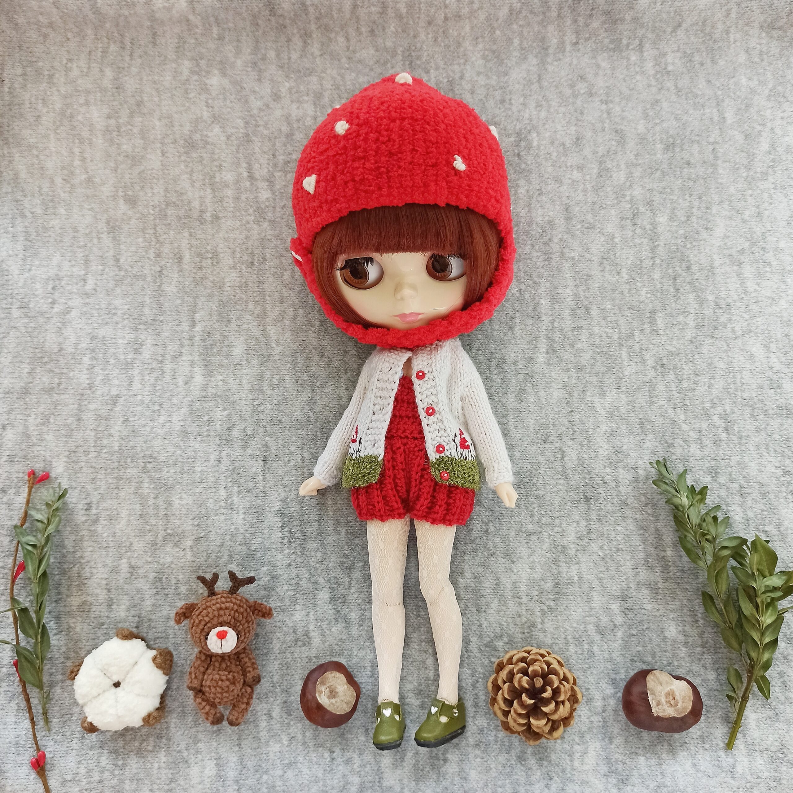 Blythe doll mushroom cardigan, White amanita sweater for Pullip clothes 7 blythe doll amanita clothes
