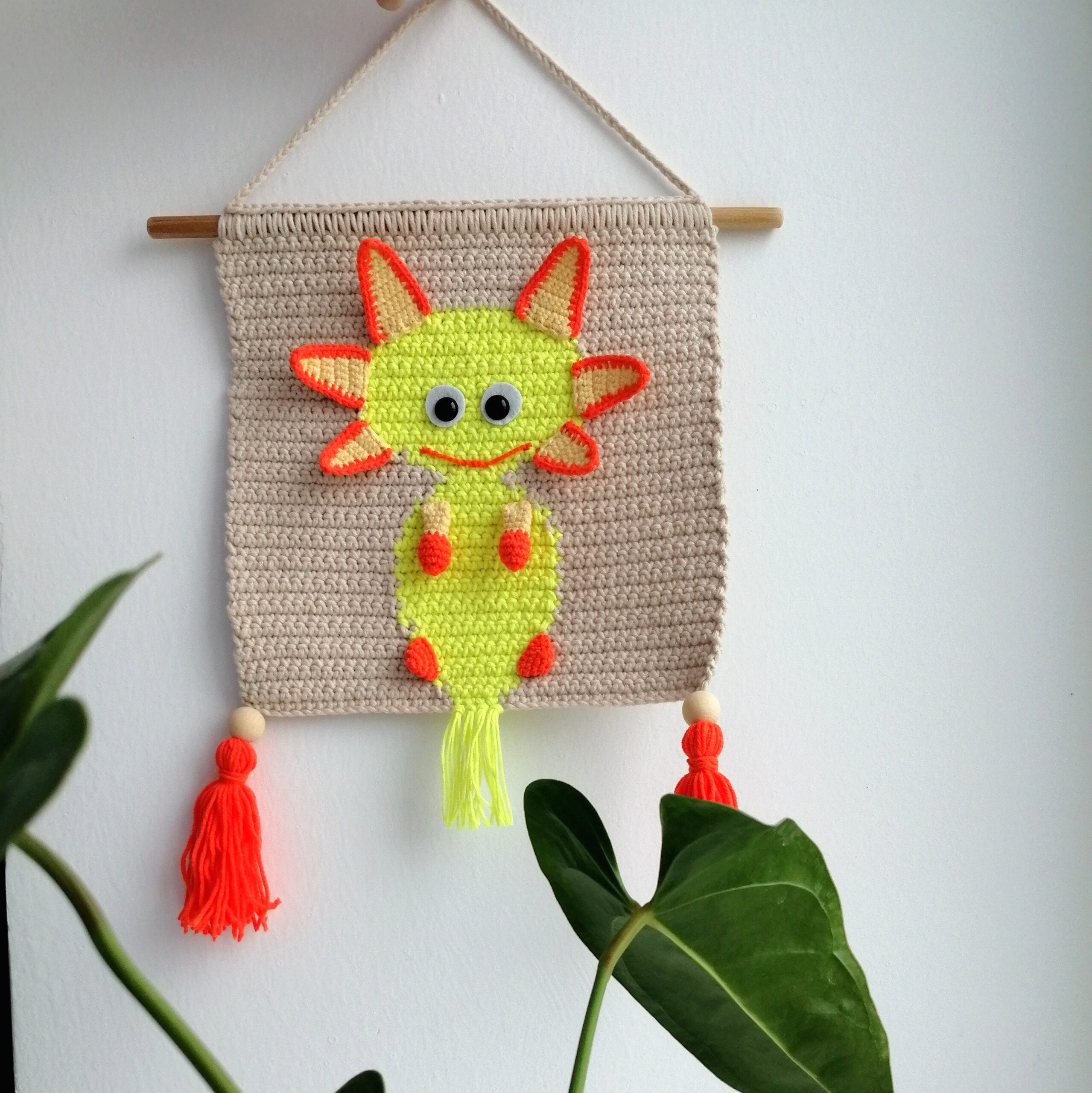 WALL HANGING AXOLOTL PATTERN. HOME DECOR AXOLOTL. 1 IMG 20220204 114235 scaled
