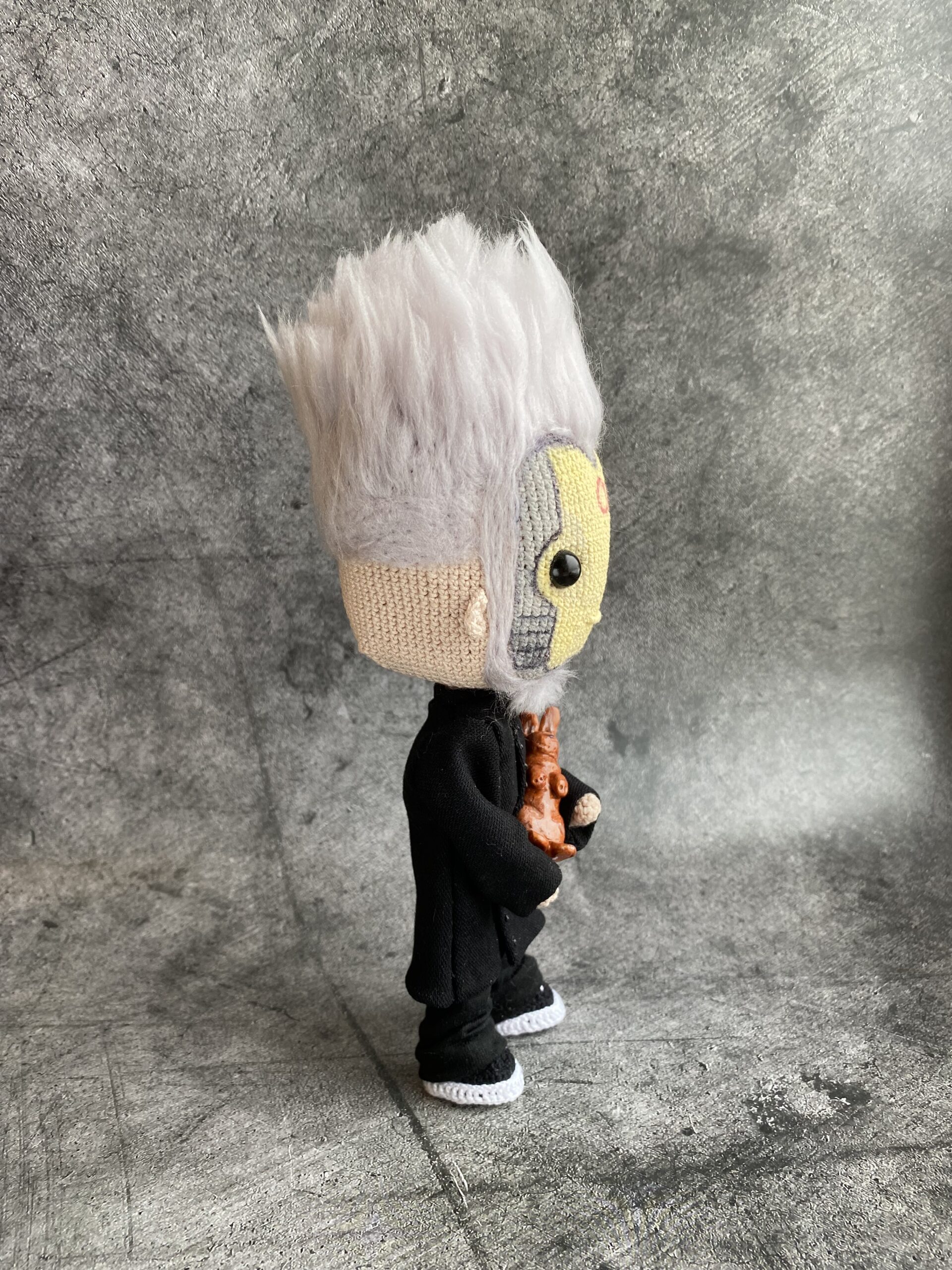 Wes Borland (Limp Bizkit) portrait crochet doll 2 IMG 2459 scaled