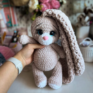 Plush-bunny-crochet-pattern