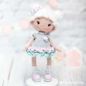 Knitted doll pattern