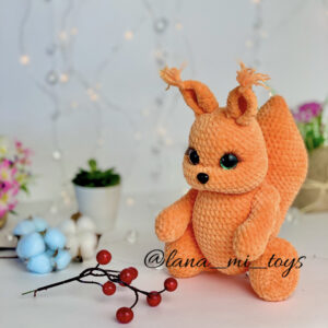 Pattern crochet squirrel