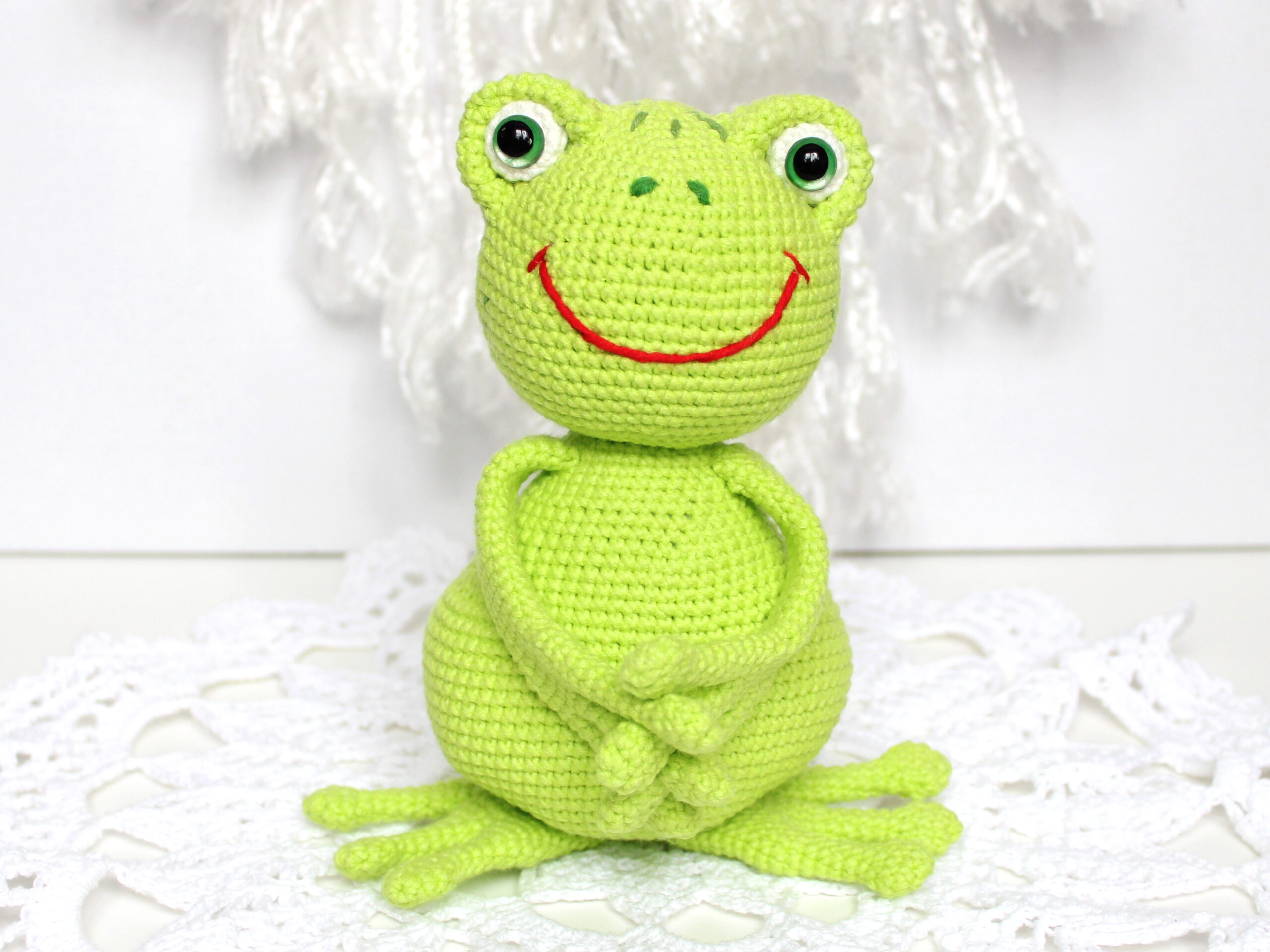Crochet frog pattern PDF Amigurumi cute frog heart toy