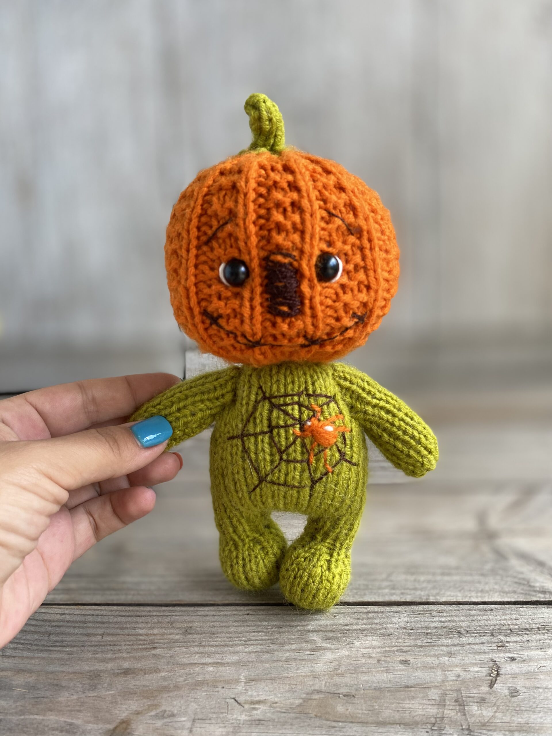 Mr Pumpkin Knitting Pattern PDF 1 IMG E4720 scaled