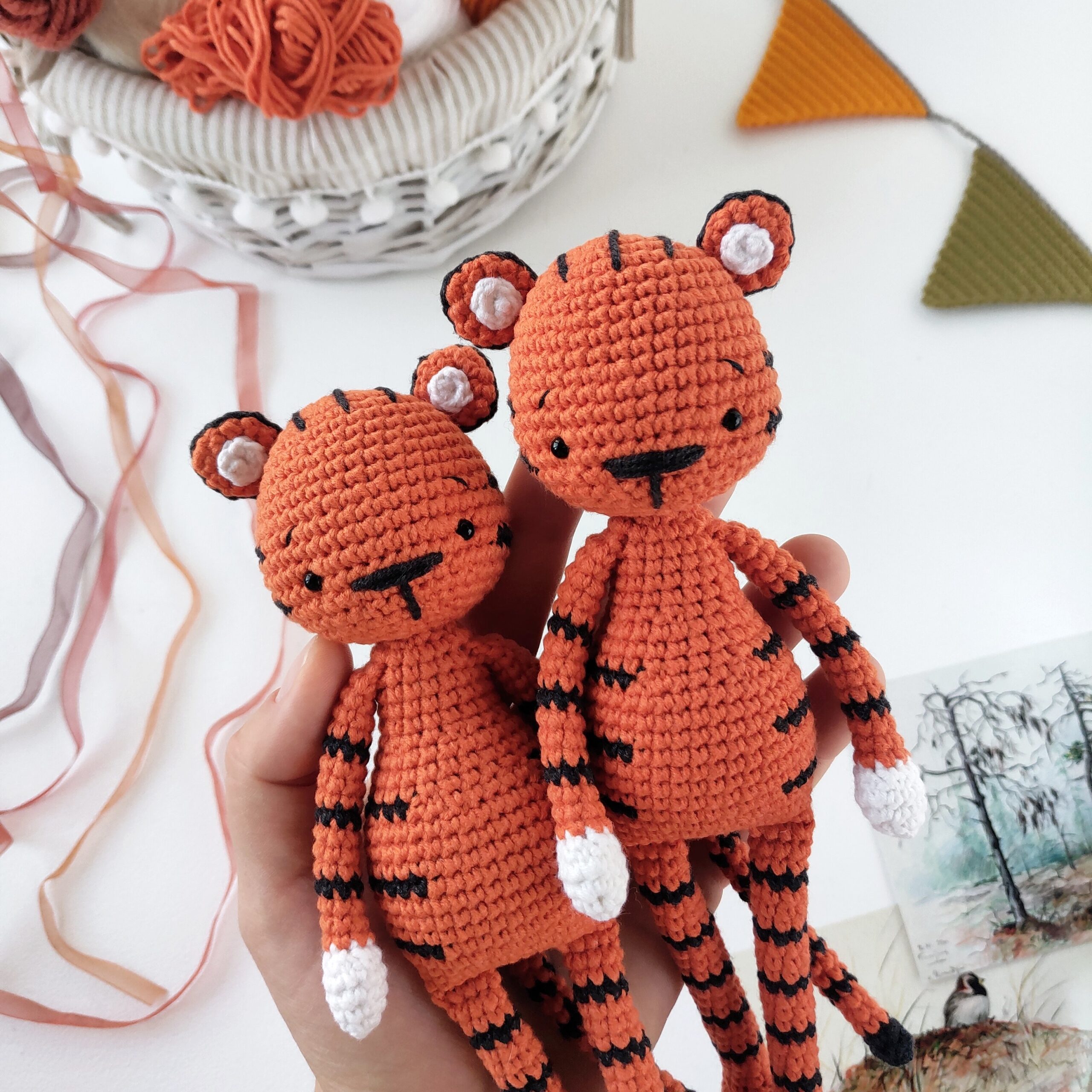 5 Little Monsters: Crocheted Clothes and Accessories for the Long-Legged  Bunny, Bear, and Cat