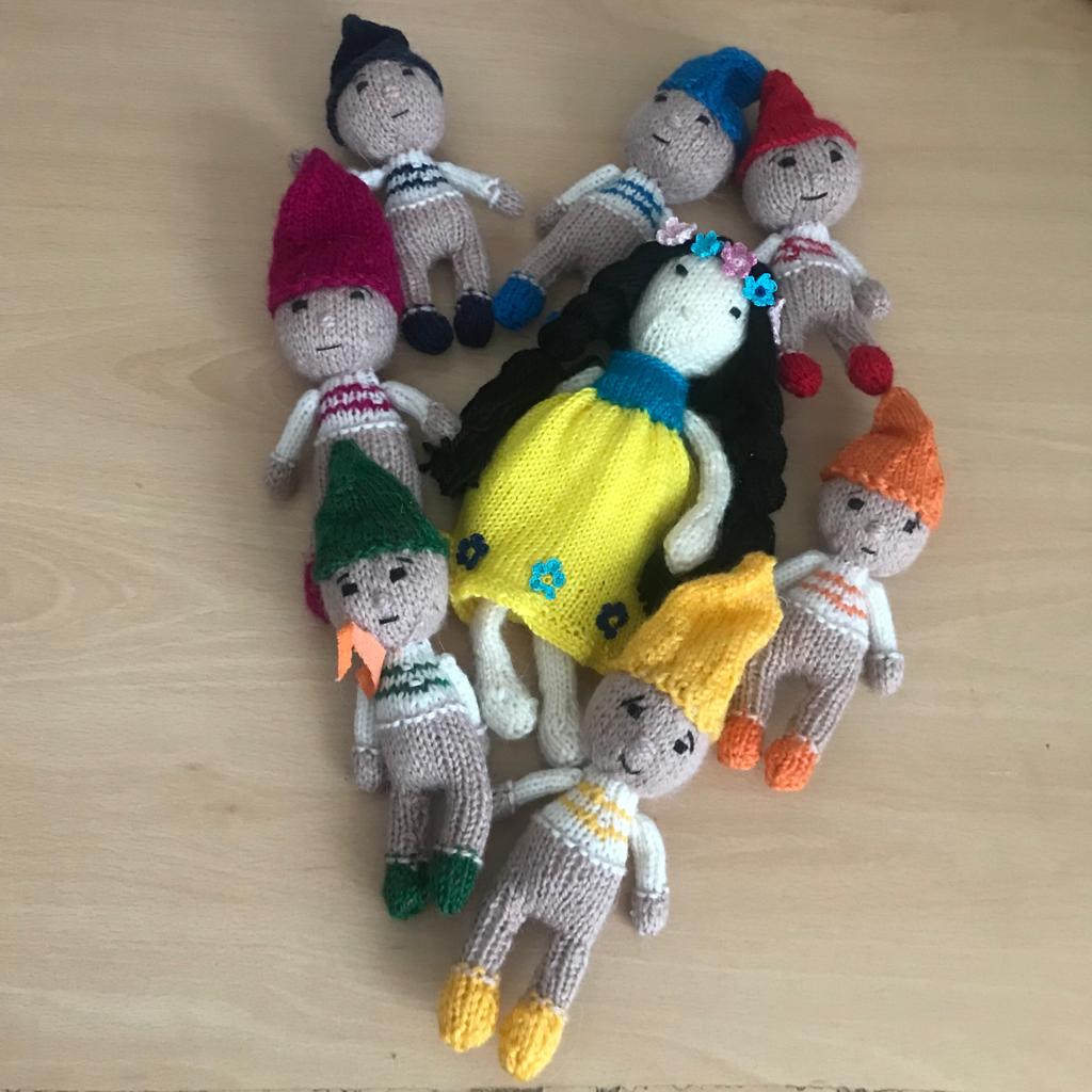 seven dwarfs toy set