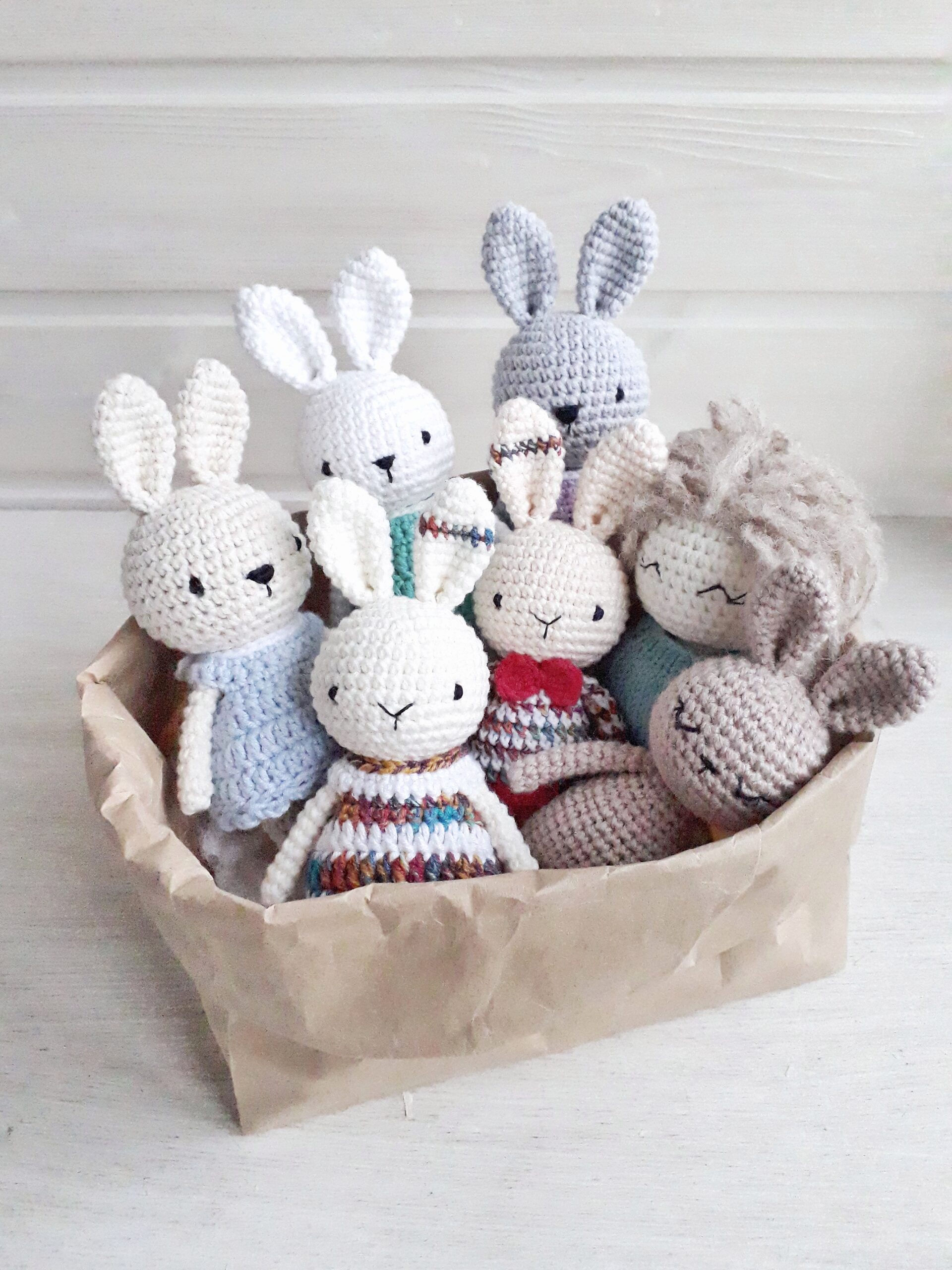 Amigurumi Bunny in dress crochet pattern for beginners, PDF
