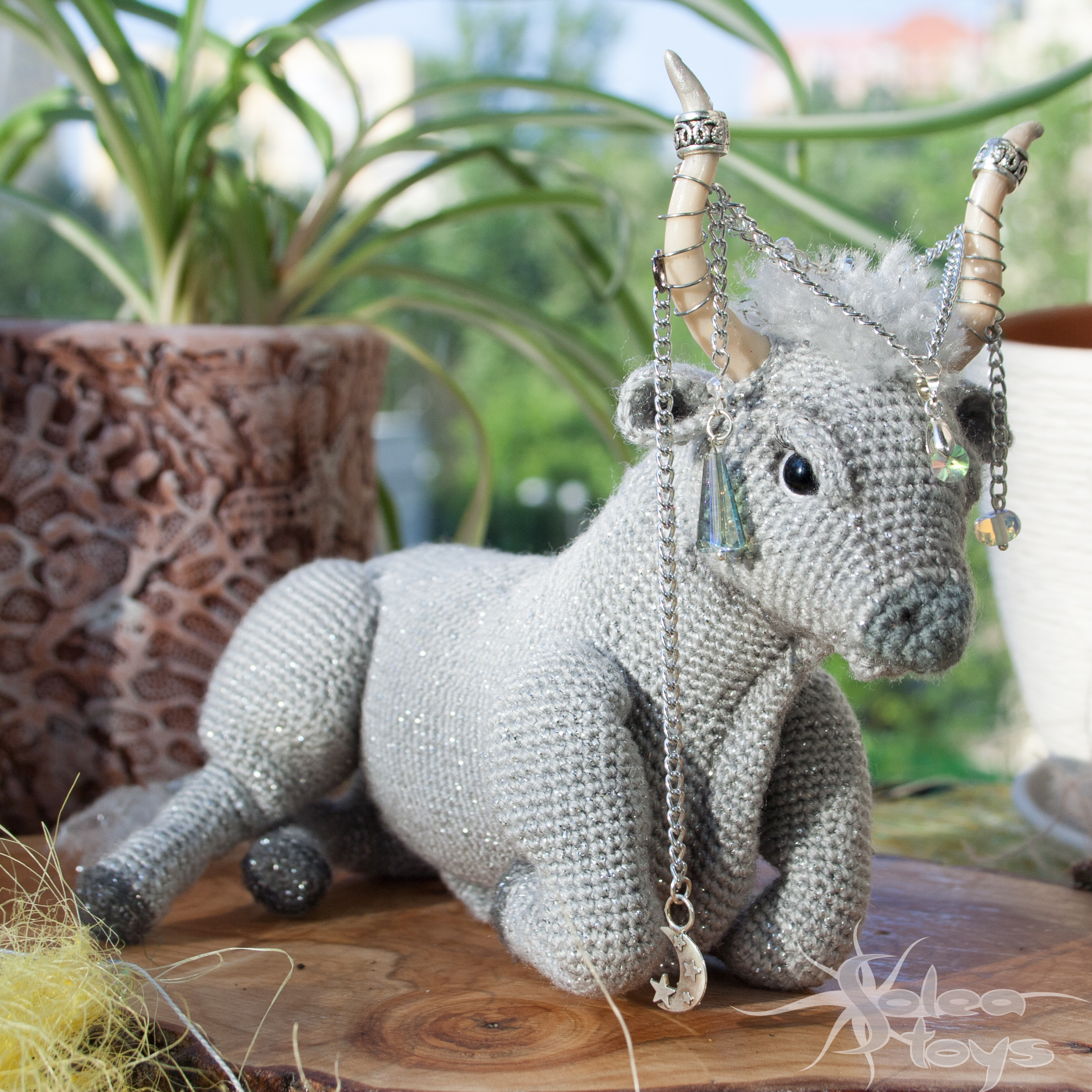 Gray bull collectible toy, interior decor toy Moon bull 5 Moon bull interior toy