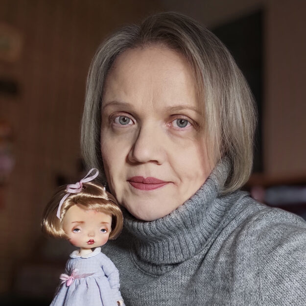 RinaBushe dolls