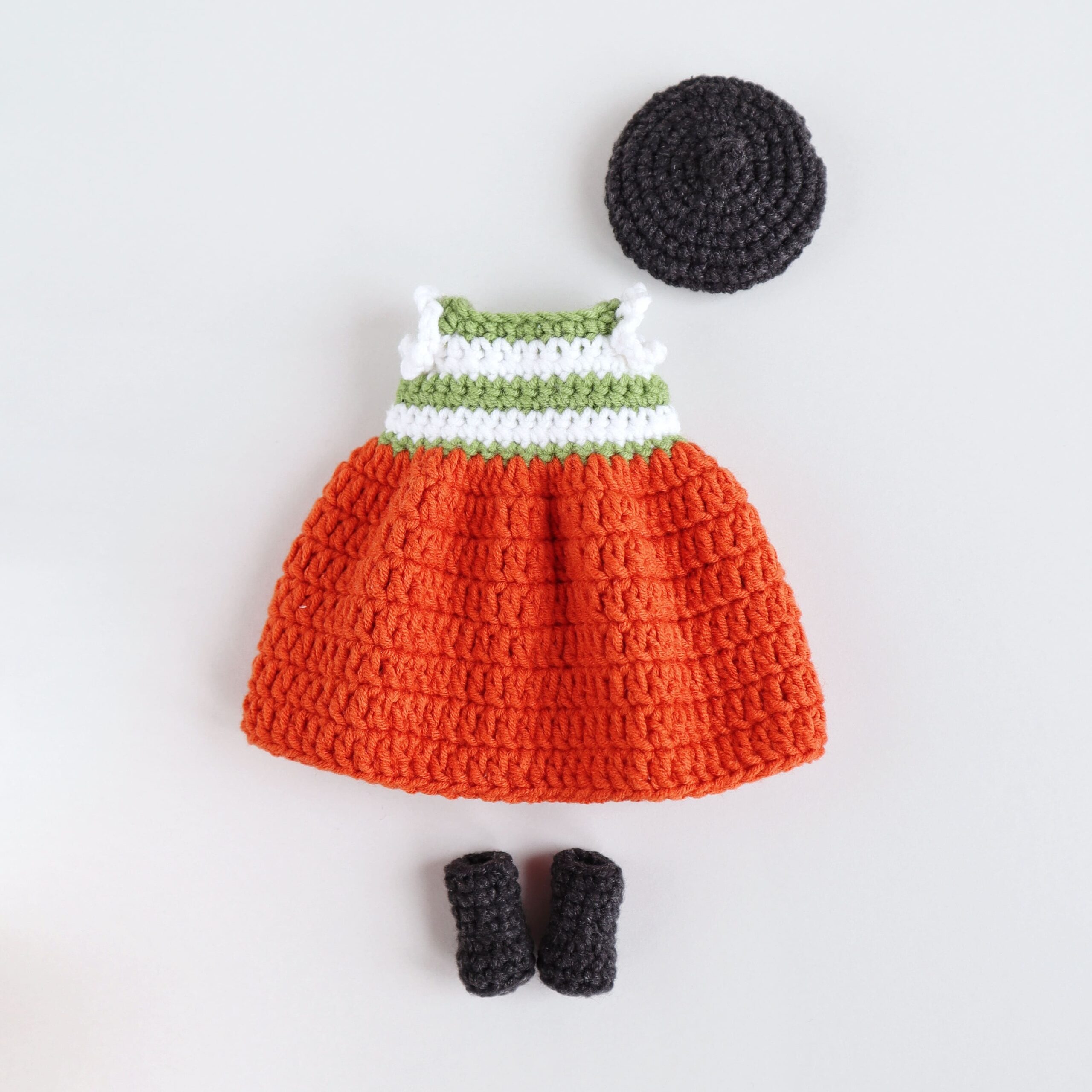 Roupa pequena de mini boneca de crochê de lã Handmade, Camisola