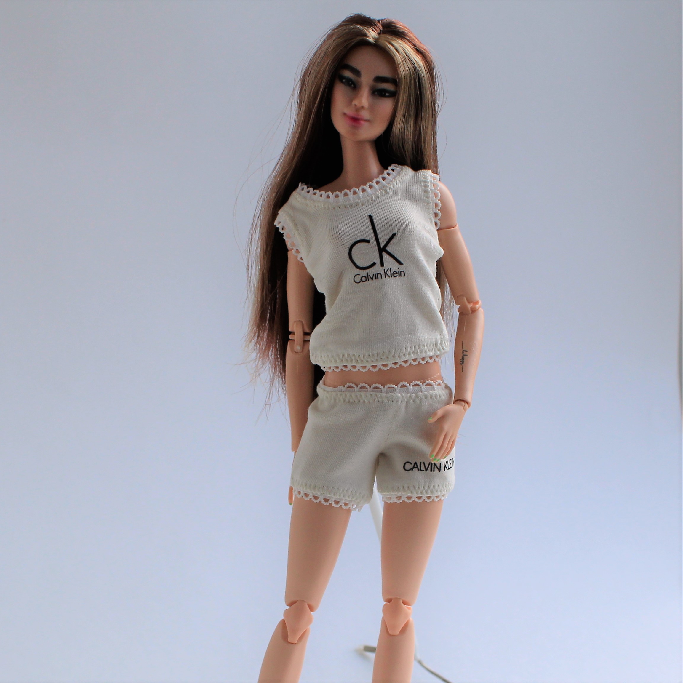 Kit 2 - Barbie - Moldes em pdf para Roupas de Boneca.