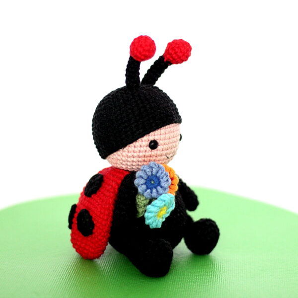 ladybug crochet scaled