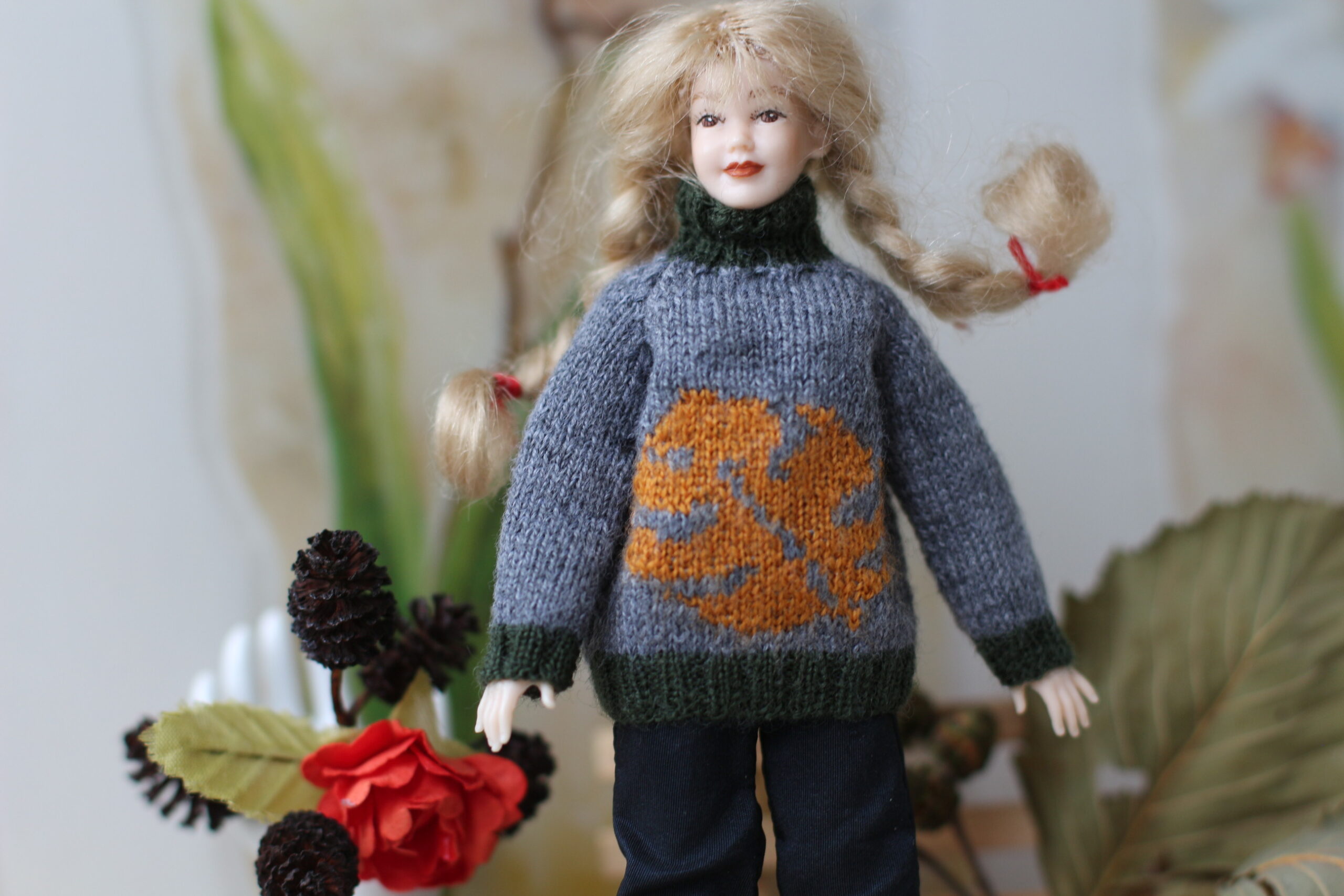 Miniature sweater 1:12 scale for Heidi Ott dollhouse lady doll - DailyDoll  Shop