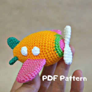 Crochet pattern Little Plane