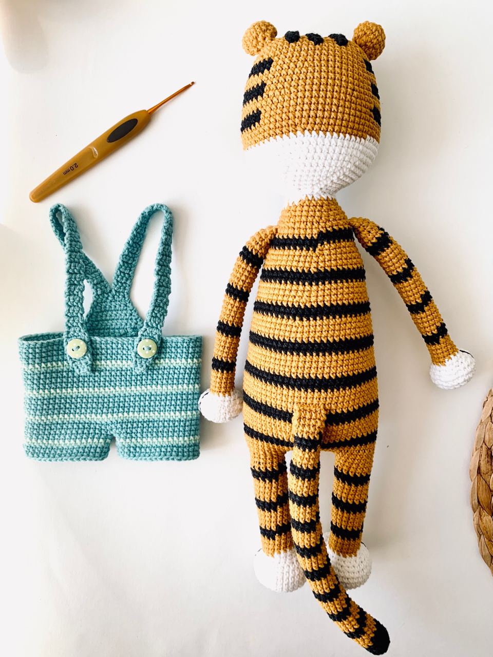 Back to listings Oscar the Tiger amigurumi toy pattern PDF 5 photo5361822526944163437