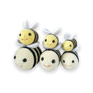 Crochet amigurumi plush bee pattern